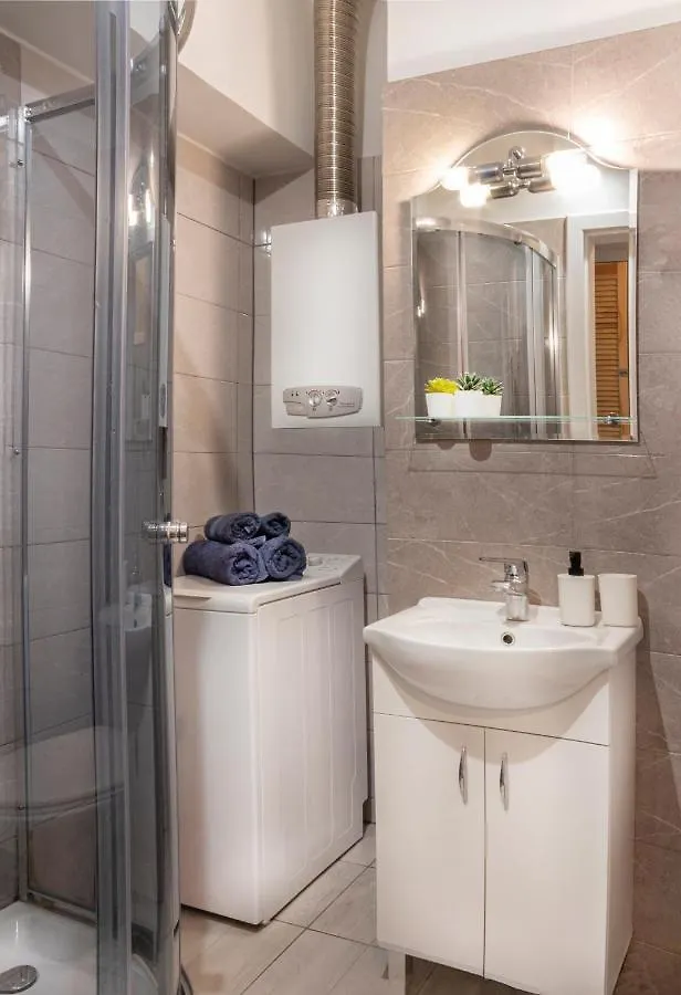 Close To Everywhere! Happy Apartment Old Town & Main Station Gdansk